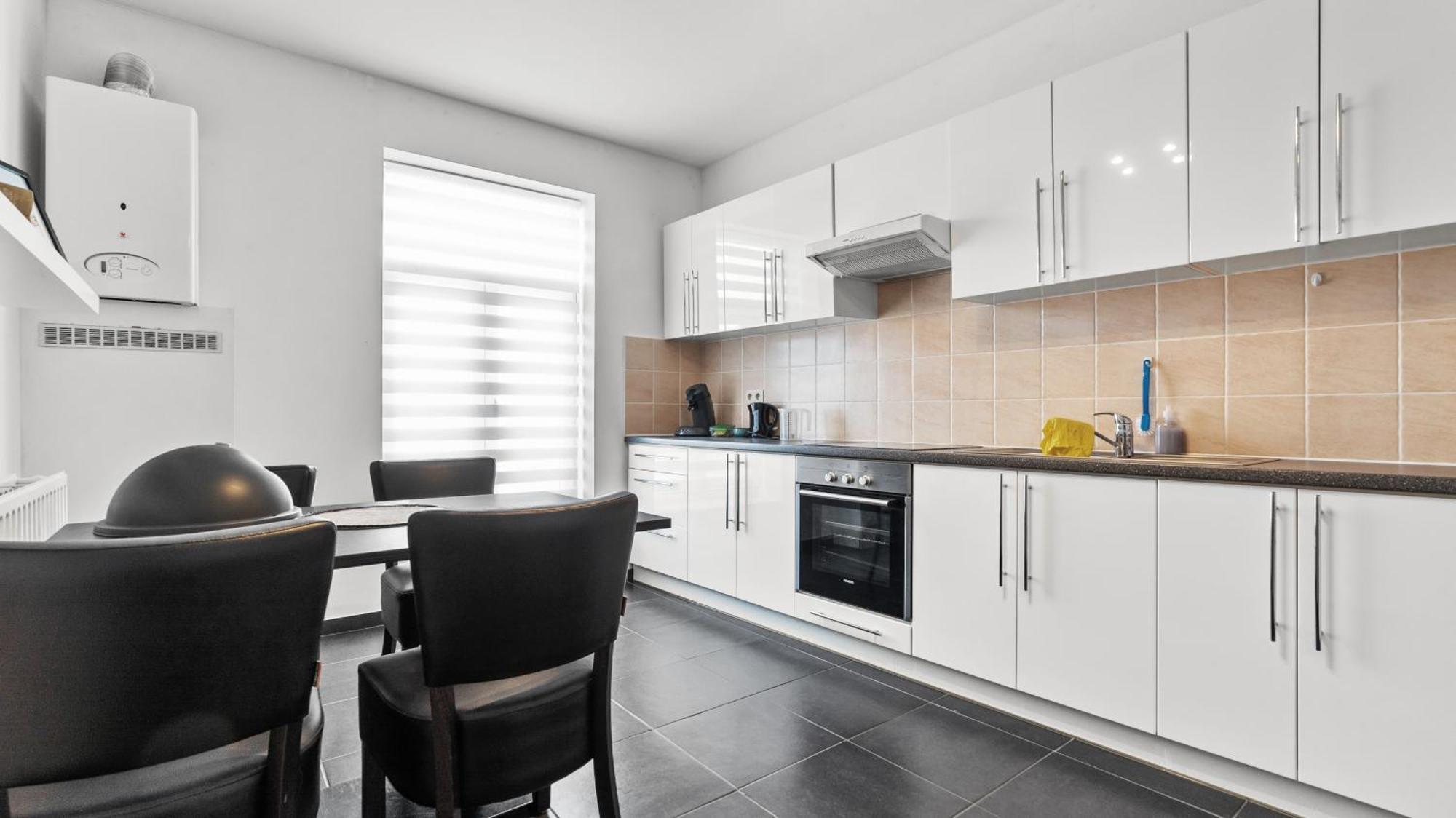 B&B Leopold & Appartementen سينت تروادن المظهر الخارجي الصورة