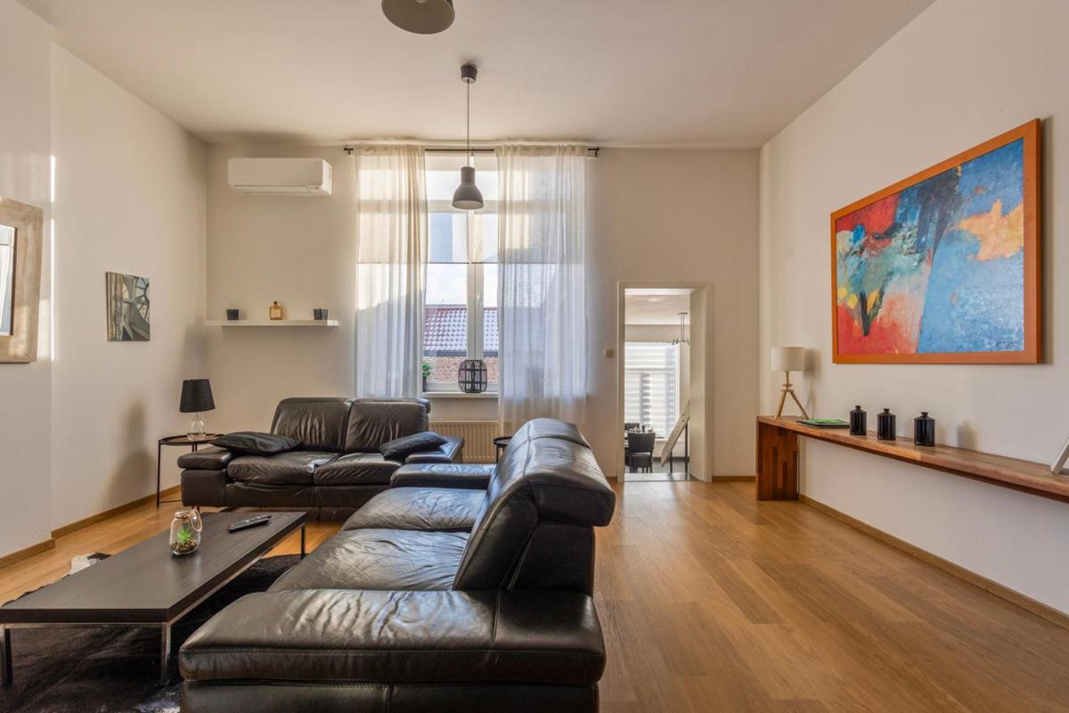 B&B Leopold & Appartementen سينت تروادن المظهر الخارجي الصورة