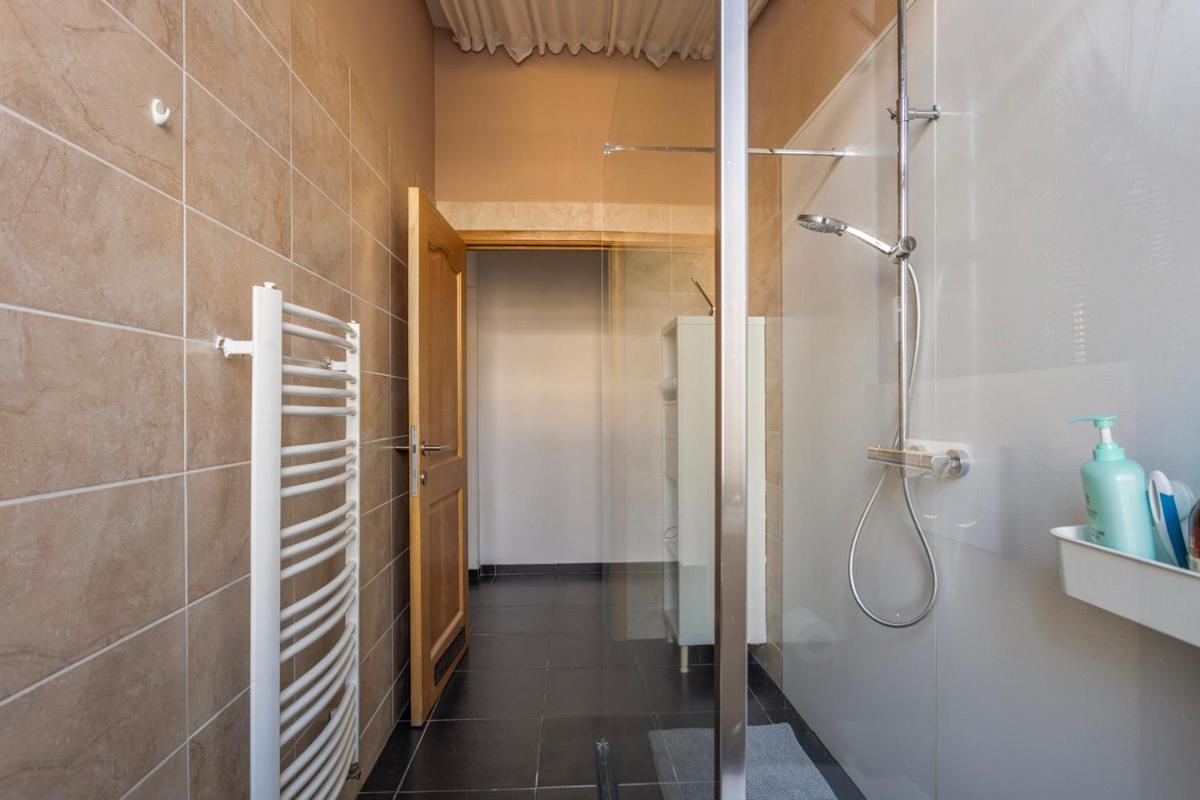 B&B Leopold & Appartementen سينت تروادن المظهر الخارجي الصورة